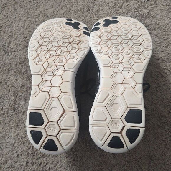 Nike Free Flyknit 4.0 Womens Sz 7.5 Black Athletic Sneakers 631050-001 PRE-OWNED - Picture 7 of 7